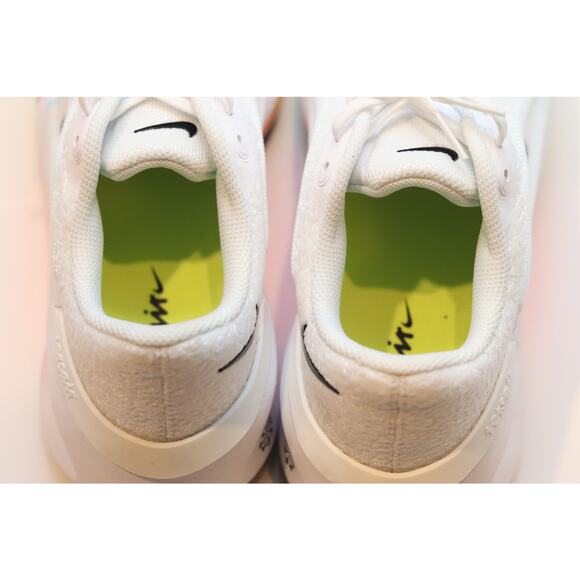 Nike Women's Versair Training sneakers Sz 9.5 - Picture 4 of 8